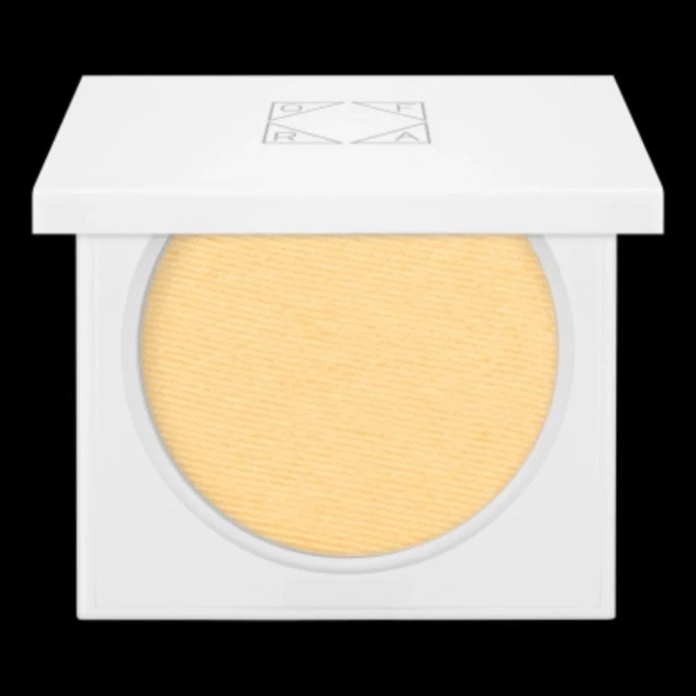 ✨ Ofra Cosmetics Pressed Banana Powder